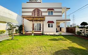 Shyam Sudha Home Stay
